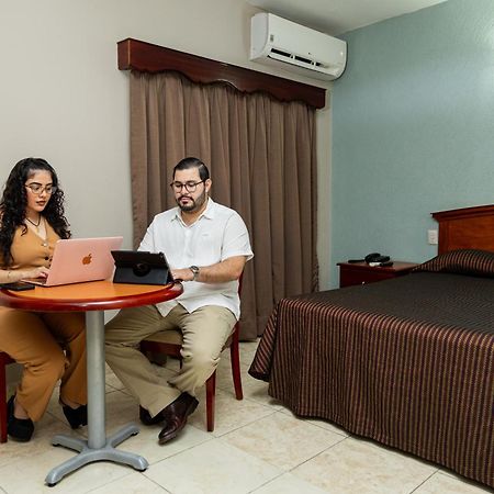 Hotel San Juan Centro 比亚埃尔莫萨 外观 照片
